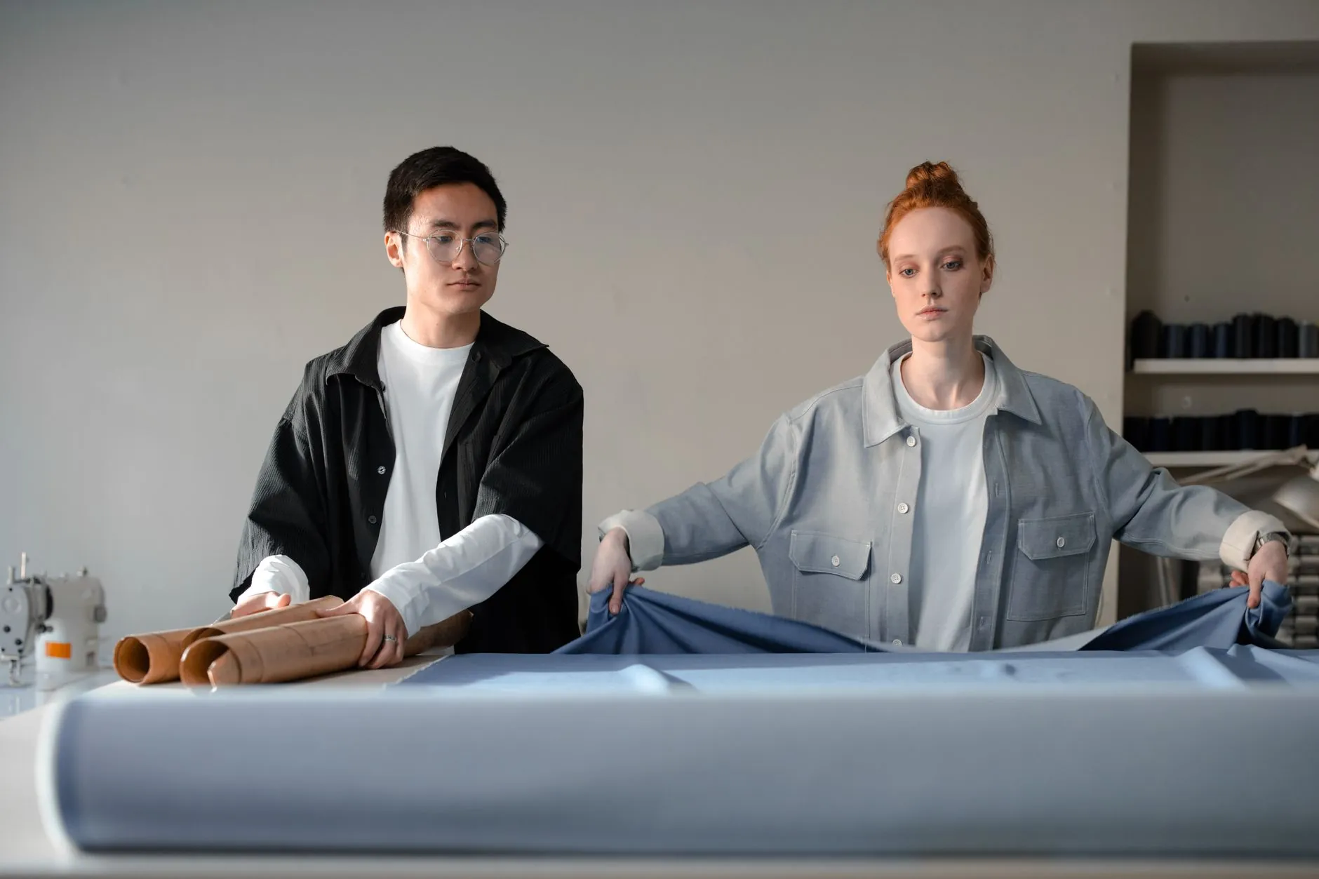 环卫车动力系统升级趋势：电动洒水车与柴油车型性能对比分析