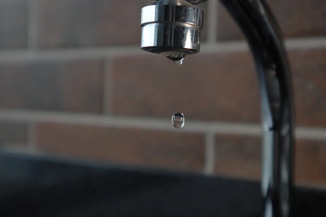 湖北特车之家洒水车与环卫车产品技术参数详解