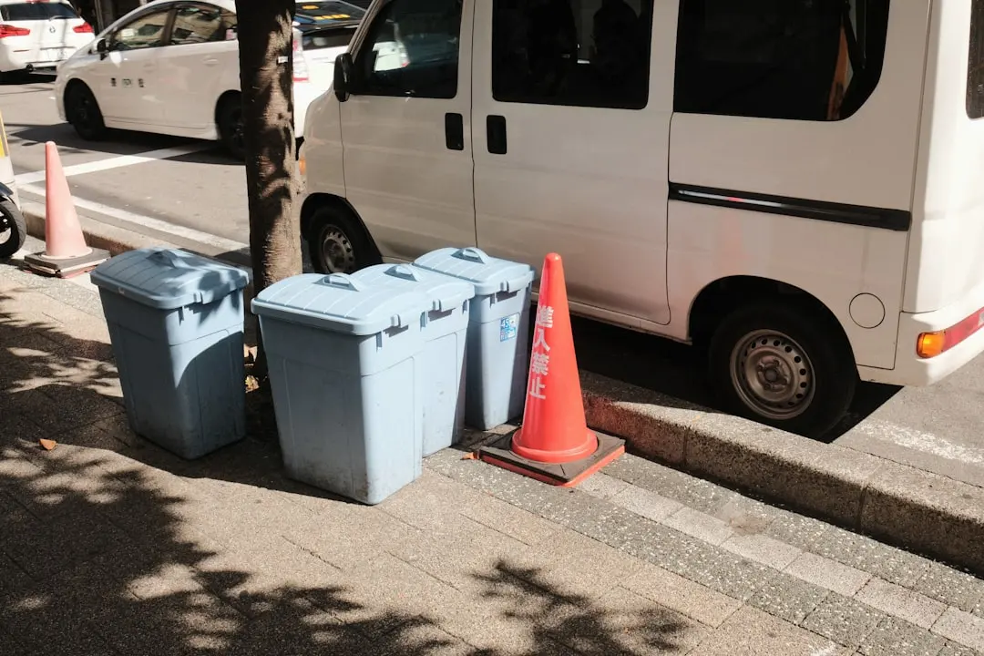 华中地区环卫车采购指南:洒水车与吸污车选型要点